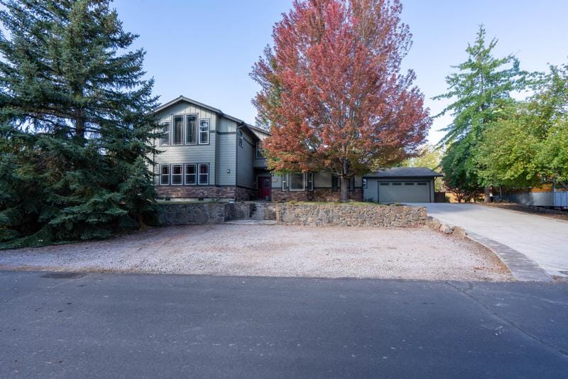 61729 Fargo Lane, Bend OR 97702 for Sale