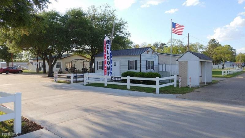 MAKE OUR HOUSE YOUR HOME!  Delta Village Manufactured Homes Community for Sale