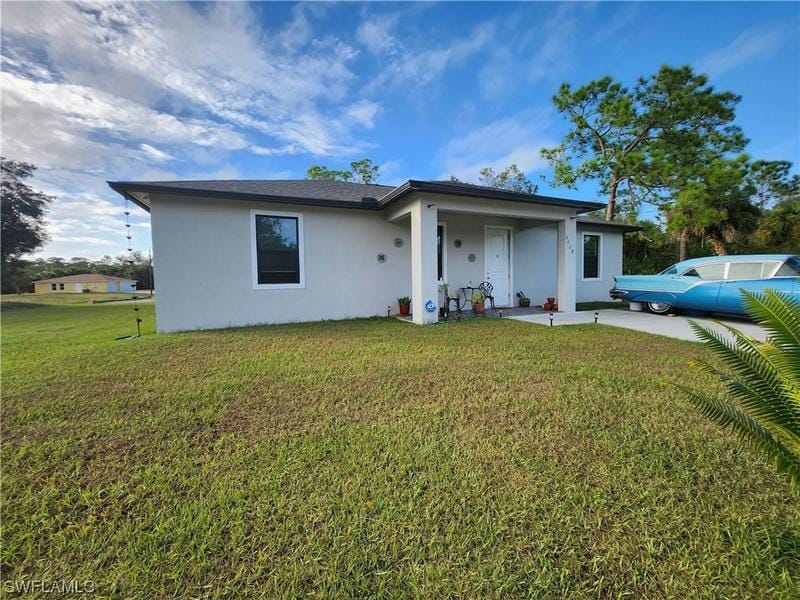 5028 S OBISPO CIR, LABELLE, FL 33935 Single Family Residence For Sale  MLS# 223086206