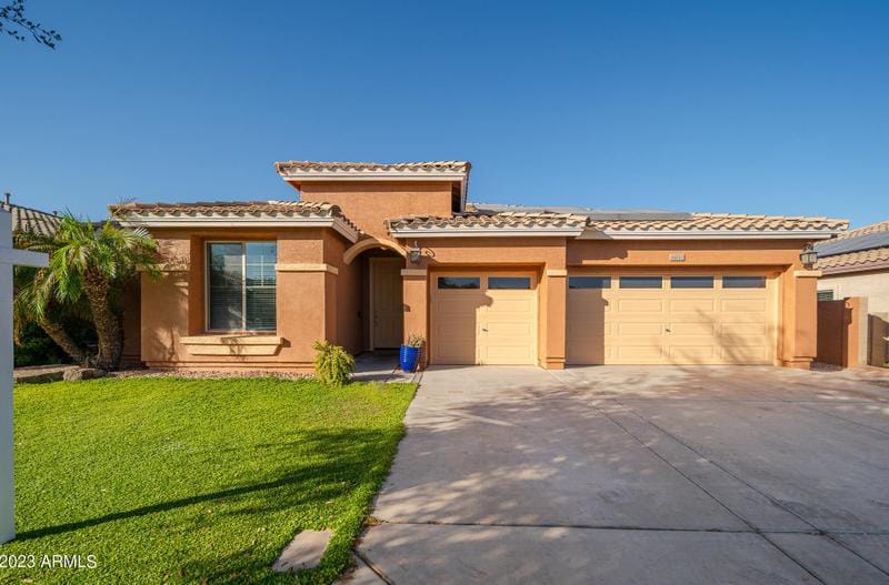 19152 W Pasadena Ave, Litchfield Park, AZ 85340 - MLS 6622502 for Sale