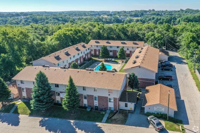 B-1  Nottingham Court Apartments for Sale