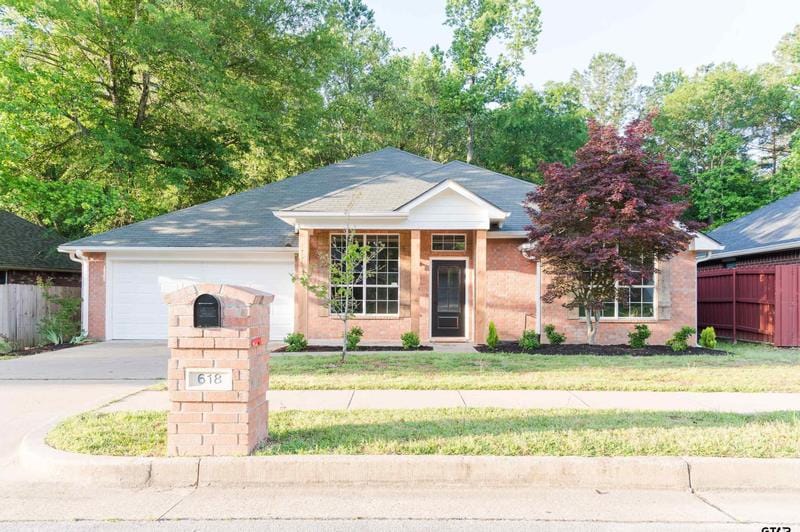 618 Winding Brook, Tyler, TX 75703 - MLS 23016172 for Rent