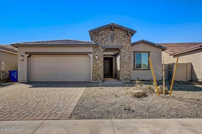12211 W MARGUERITE AVE, Avondale, AZ 85323 Single Family Residence For Sale  MLS# 6488735 for Rent