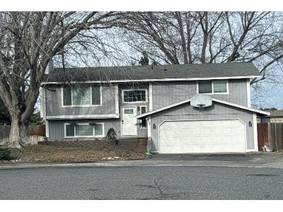 N Georgia Pl for Sale