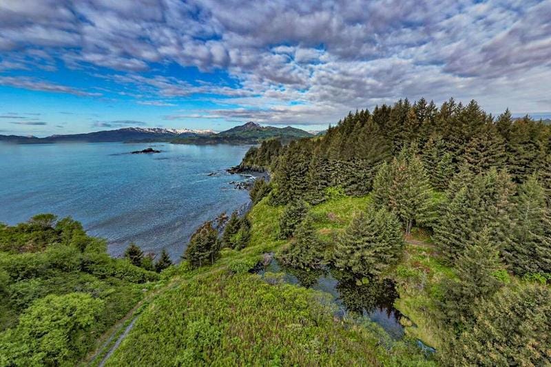 The Cliffs L5, Cliff Point Rd. Kodiak, AK 99615  598892286 for Sale
