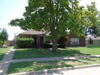 1724 Quail Run Dr, GARLAND, TX 75040 for Sale