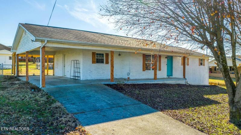 4972 BARTON SPRINGS DR, Morristown, TN 37813 Single Family Residence For Sale  MLS# 1248105 for Rent