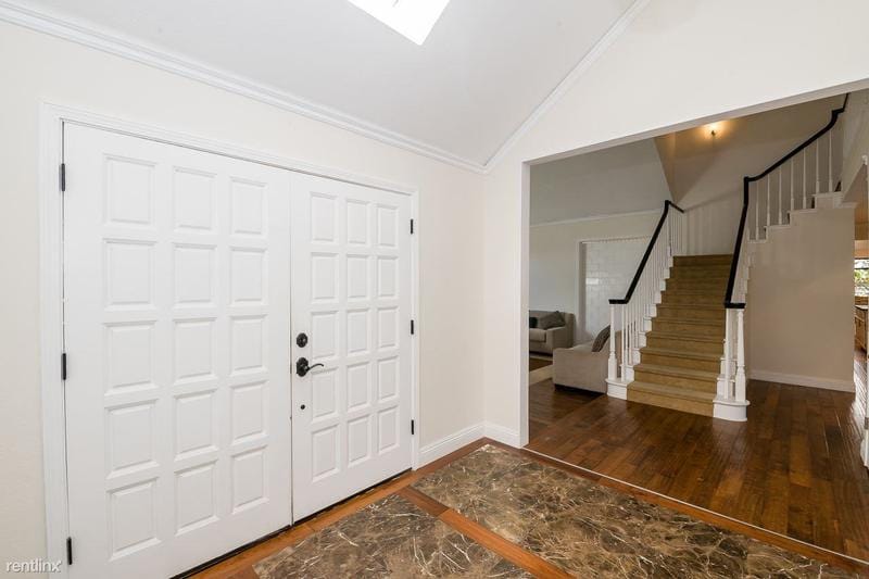 Room 3  Phoebe Haus for Sale