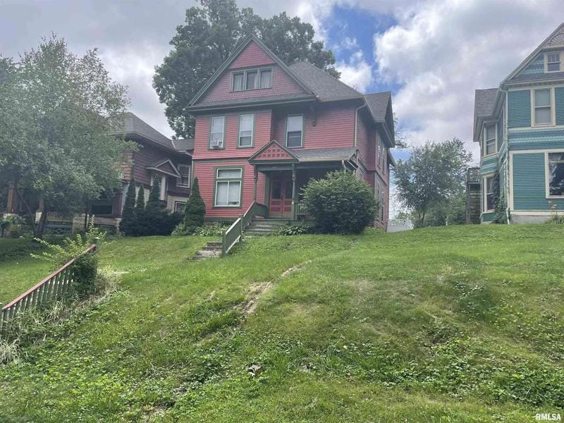 521 W 8TH Street, 2, Davenport, IA 52803  613451761 for Rent