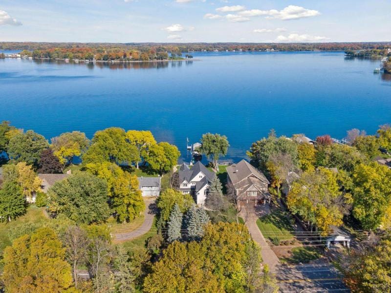 2166 SHADYWOOD RD, Wayzata, MN 55391 Single Family Residence For Sale  MLS# 6461449