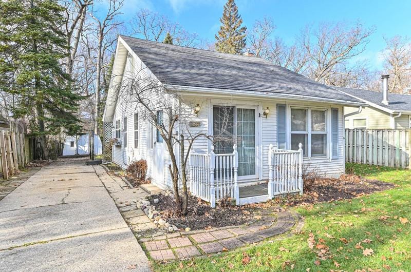 3231 Chicago Club Dr, Delavan, WI 53115 - MLS 1859734 for Sale