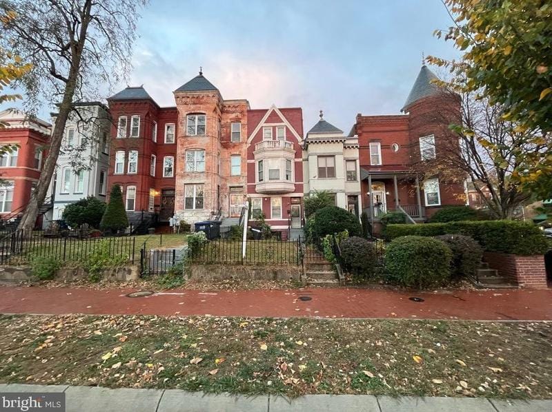 1205 New Jersey Ave NW, Washington, DC 20001 - MLS DCDC2119200 for Sale