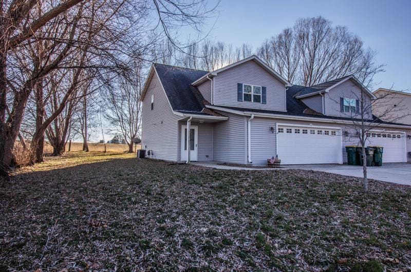 2537 Deerfield Dr, West Bend, WI 53090 - MLS 1859218 for Sale