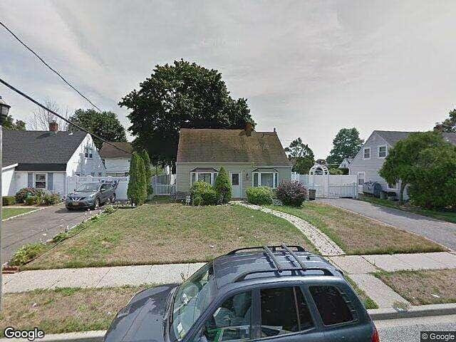 Bluegrass, LEVITTOWN, NY 11756  605543958 for Sale