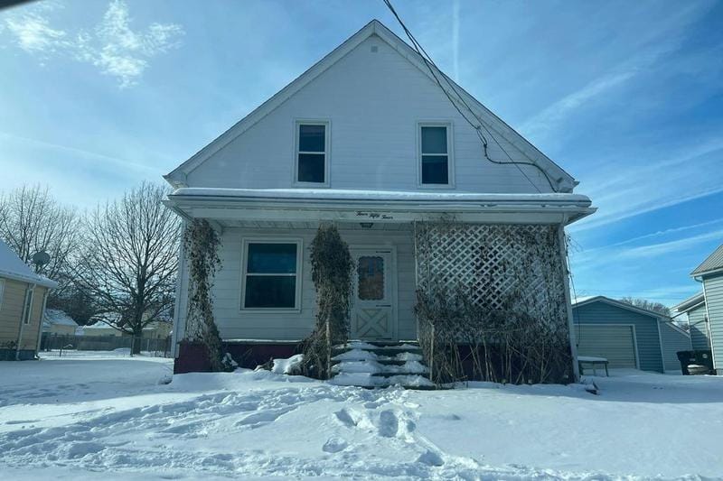 454 Dean Ct, Canton, IL 61520 for Sale
