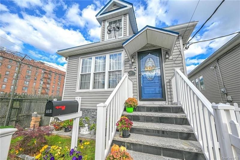 Bronx, Bronx County, NY Lakefront Property, Waterfront Property, House for sale Property ID: 418646906