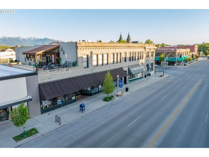 2021 MAIN ST, Baker City OR 97814 for Sale