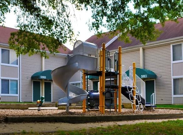 Rideout Heath Apartments - 5869 Harpers Farm Road - Columbia, MD Apartments for Rent