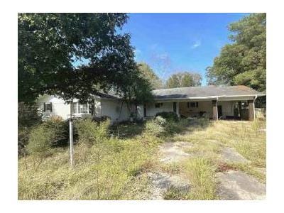 W Maxwell St for Sale