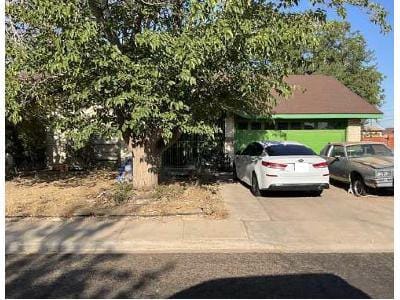 Hudson Ave for Sale