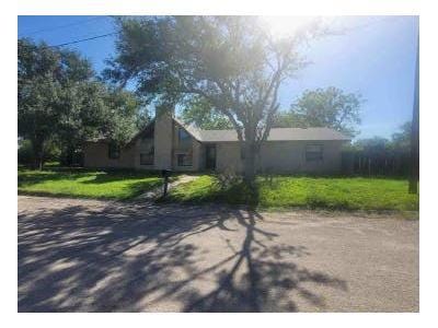Elm St for Sale