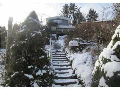 Parkwood Rd for Sale