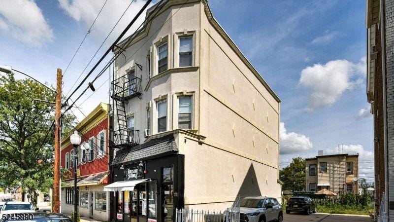 Clifton, Passaic County, NJ Commercial Property, House for sale Property ID: 417726514