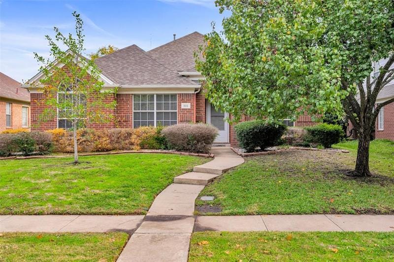 335 Touchdown Dr, Irving, TX 75063 for Sale
