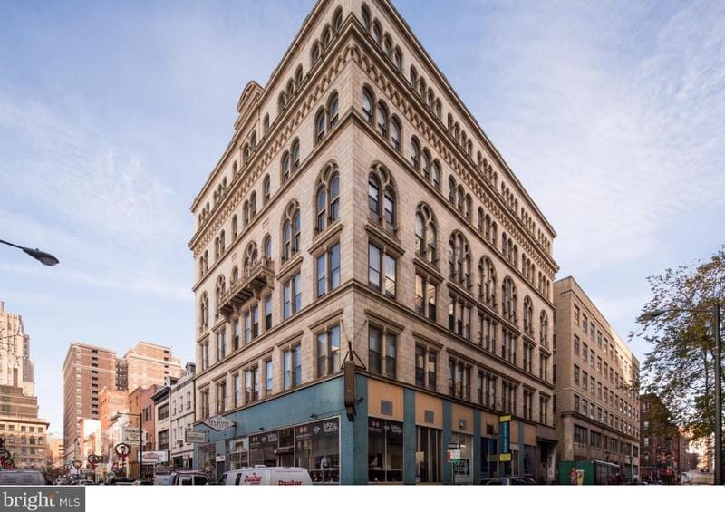 116 S 7th St #405, Philadelphia, PA 19106 - MLS PAPH2312270 for Rent