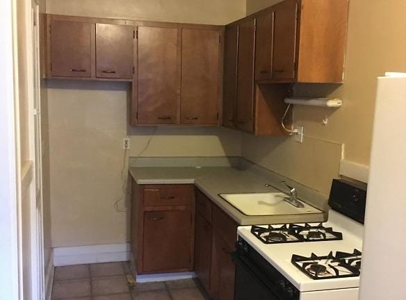 149 Devonshire Ct - Rochester, NY 14619 - Home For Rent