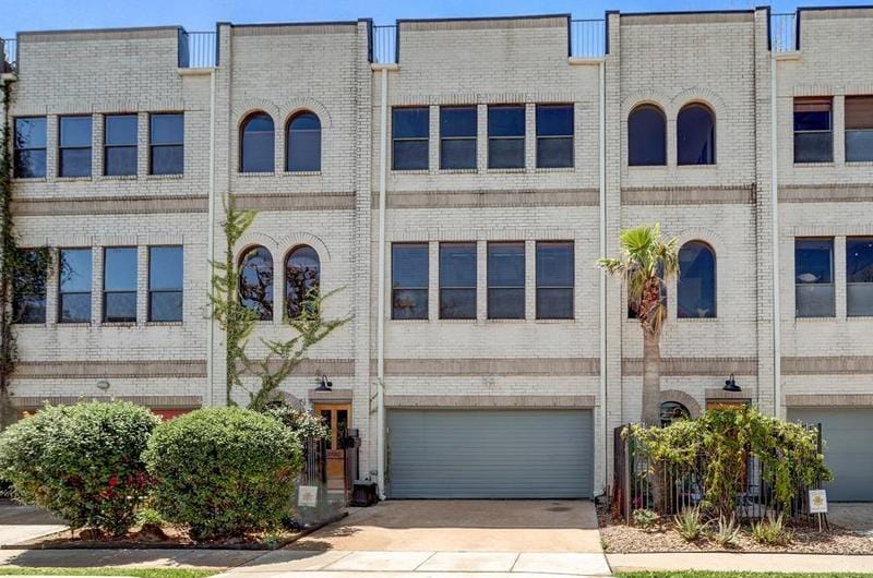 2708 Ridgewood St, Houston, TX 77006 - MLS 58582419 for Rent