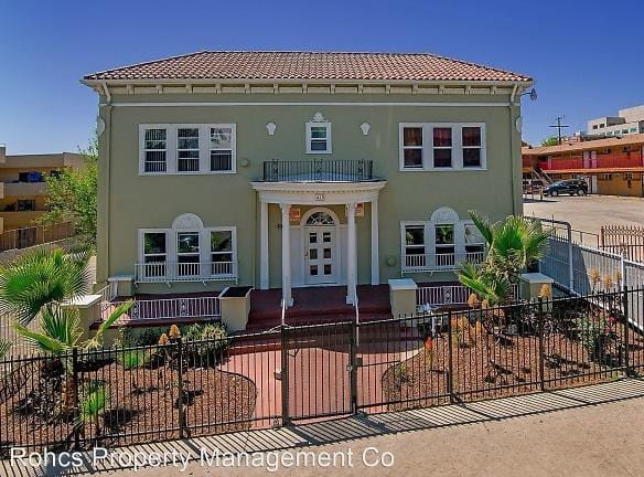 415 S Westlake Ave - Los Angeles, CA 90057 - Home For Rent
