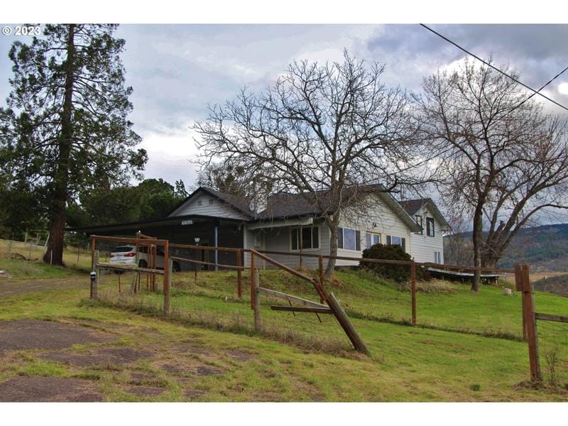 4691 CHERRY LN, Medford OR 97504 for Sale