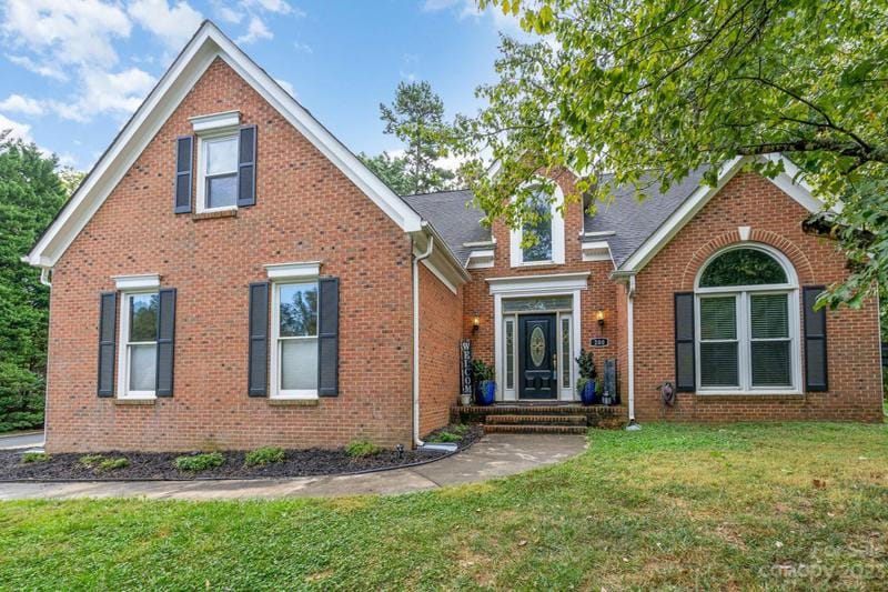200 CHARTER OAK CT, Mooresville, NC 28115 Single Family Residence For Sale  MLS# 4074165