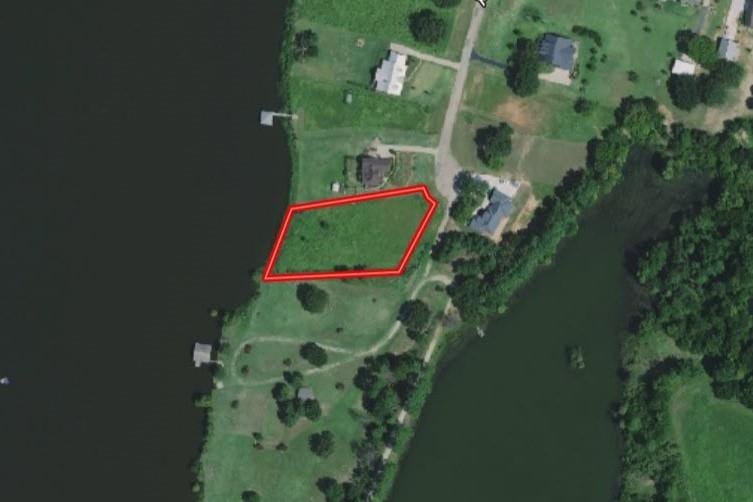 72 Shore Crest Way, Athens, TX 75752 for Sale