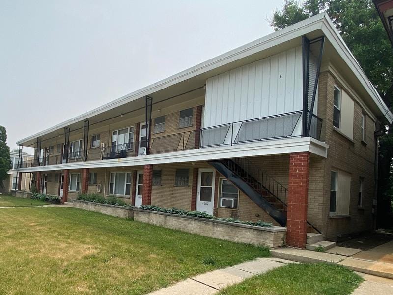 4901 Columbus Dr, Oak Lawn, IL 60453  MLS# 11946864 for Sale