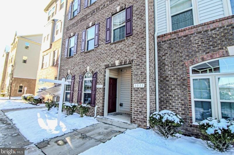 8013 Orchard Grove Rd, Odenton, MD 21113 - MLS MDAA2075992 for Sale