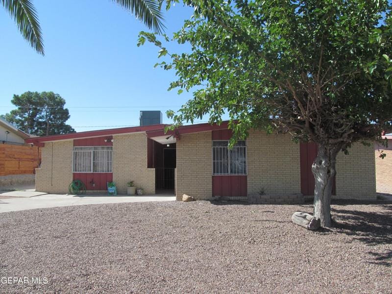 7902 PARRAL Drive, El Paso, TX 79915 for Sale