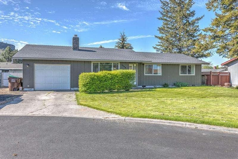 1250 SE 7th Street, Prineville, OR 97754  610171083 for Sale