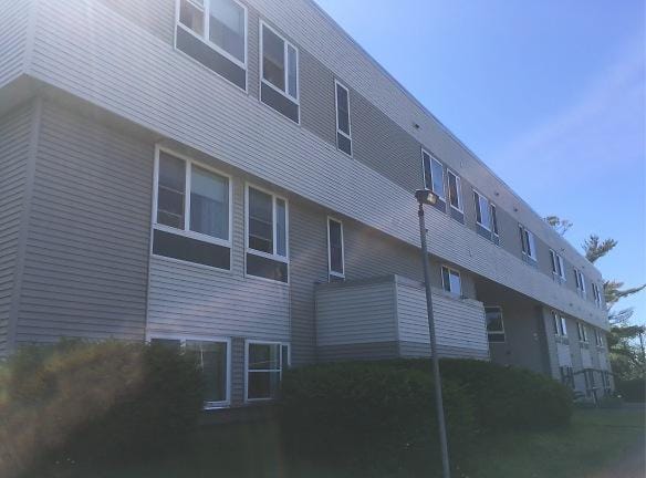 RICKER PLAZA Apartments - 73 MILITARY ST - Houlton, ME Apartments for Rent