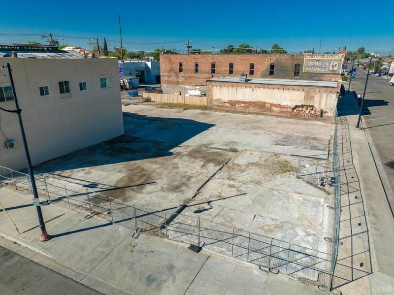 311 E ST, Lemoore, CA 93245 Land For Sale  MLS# 229036