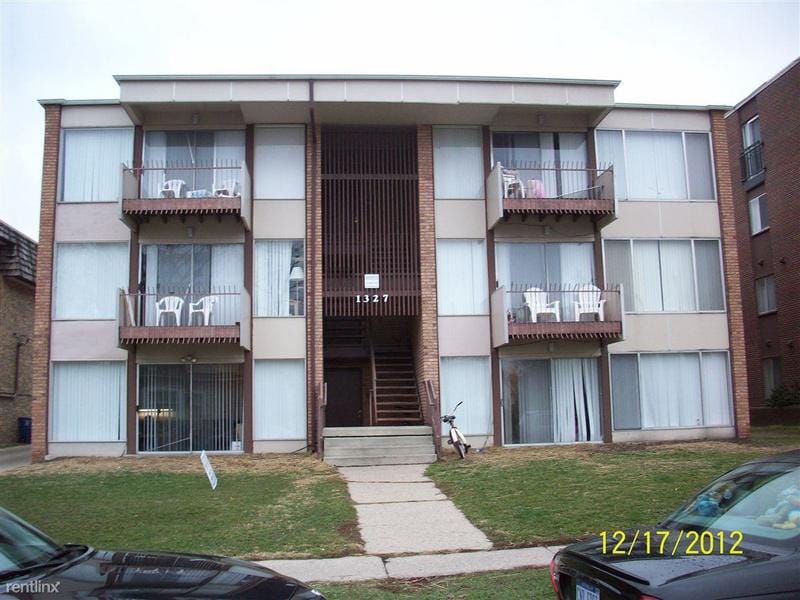 Apt #4  1327 Wilmot St for Sale