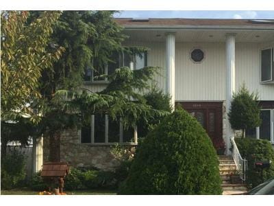 Johnson Ave for Sale