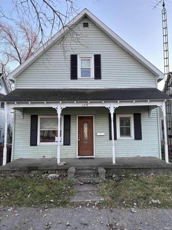 109 W 6TH ST, Jonesboro, IN 46938 Single Family Residence For Sale  MLS# 202344814