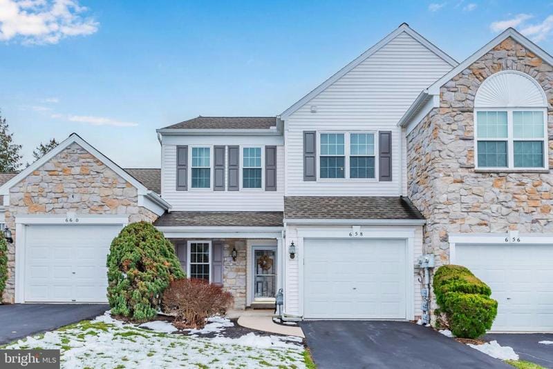 658 SPRINGHOUSE LN, HUMMELSTOWN, PA 17036 Townhouse For Sale  MLS# PADA2029864
