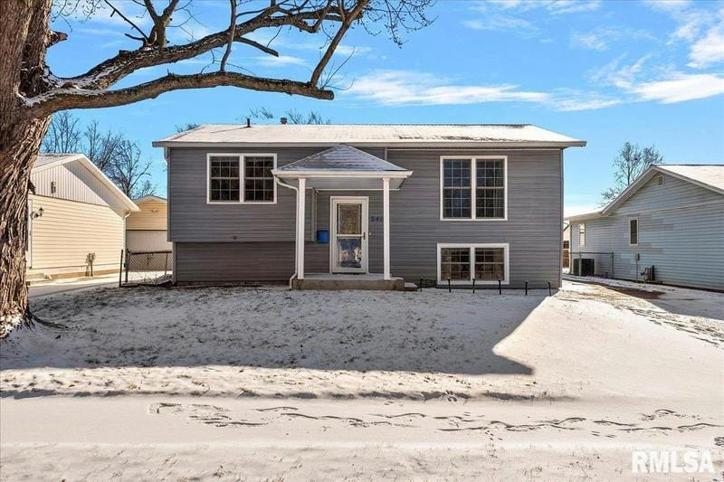 2416 STOKEBRIDGE RD, Springfield, IL 62702 Single Family Residence For Sale  MLS# CA1026854