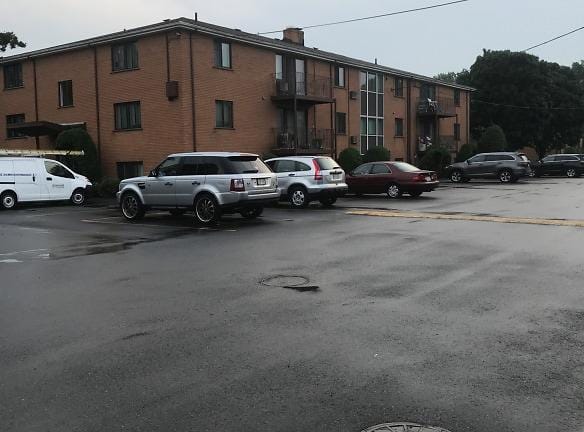 Pine Banks Village Apartments - 1060 Main St - Malden, MA Apartments for Rent
