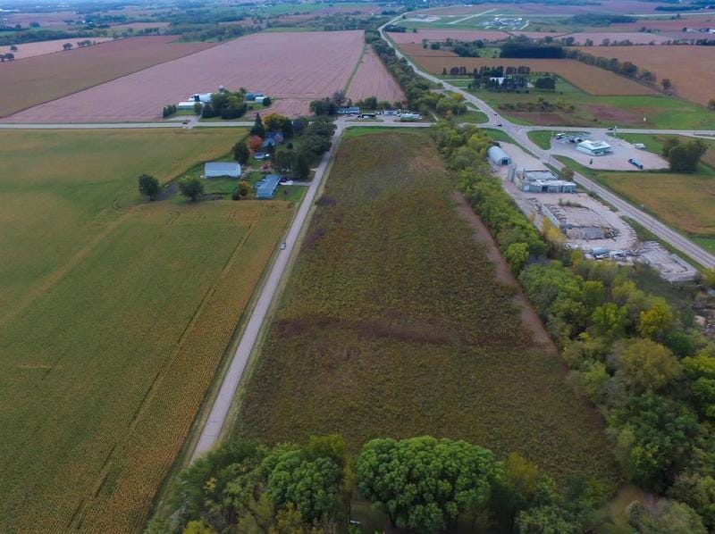 W Hwy 33, Juneau, WI 53039 - MLS 1961235 for Sale