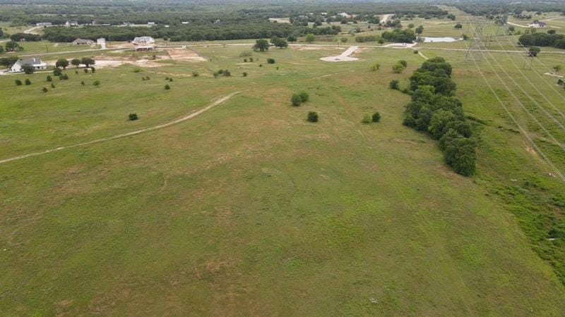 111 Foxtrot Ct, Alvord, TX 76225 for Sale