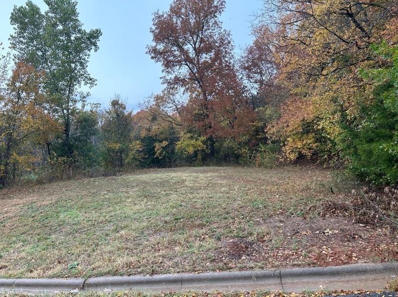 2409 Highland Park Dr, Denison, TX 75020 - MLS 20488530 for Sale